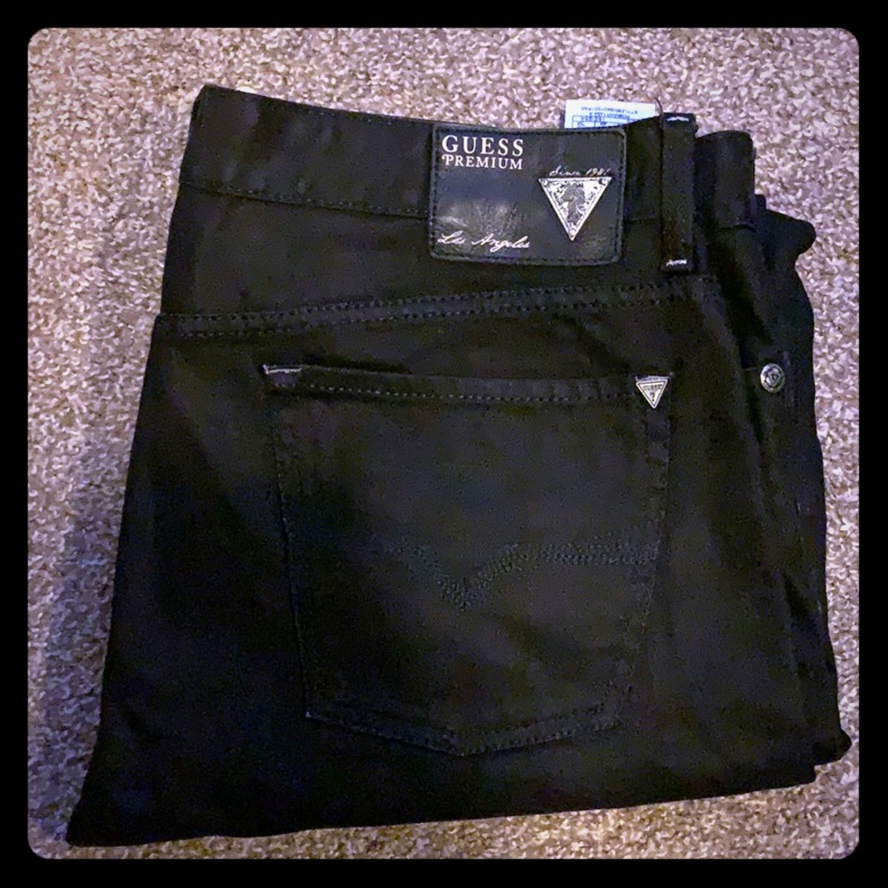 Men’s guess jeans size 38 good condition